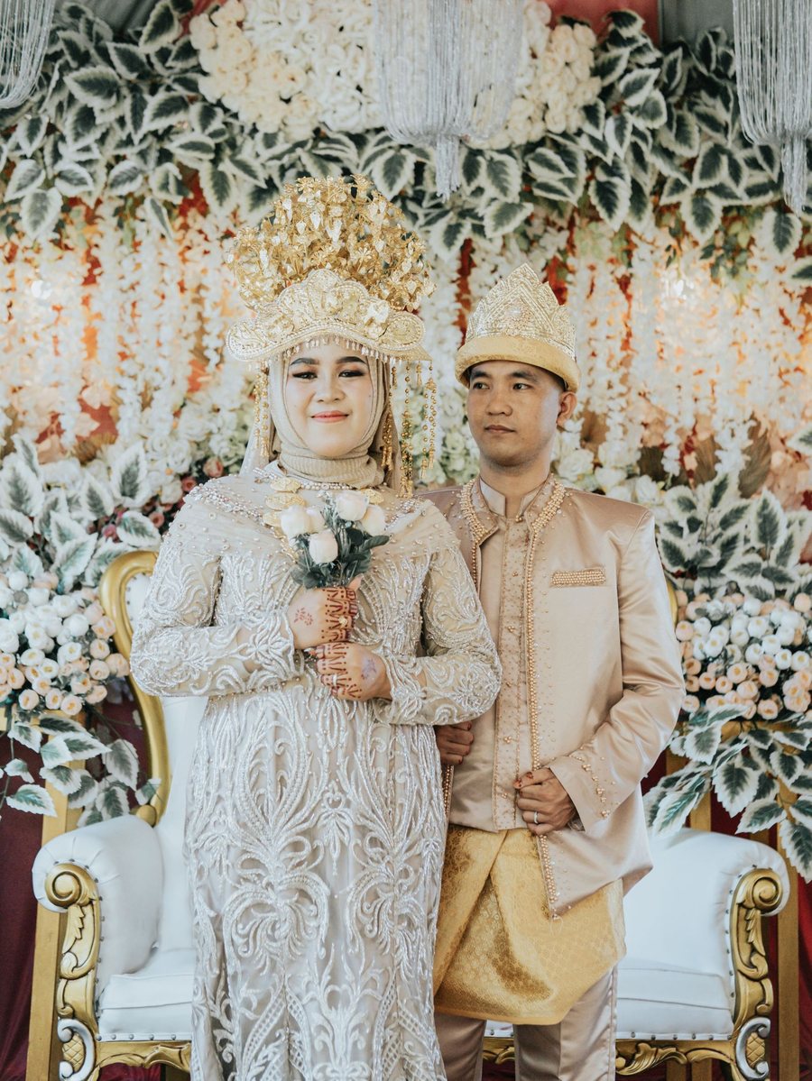 Kebersamaan dalam balutan busana tradisional