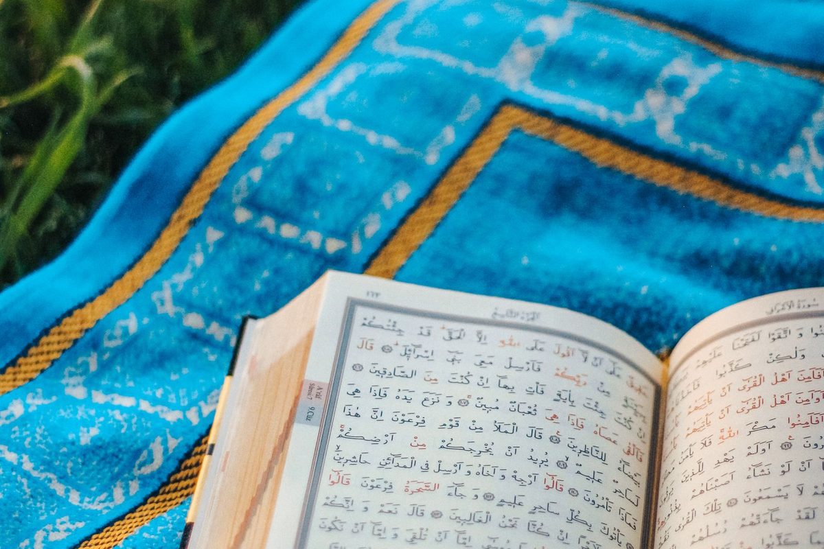 Ananda belajar doa